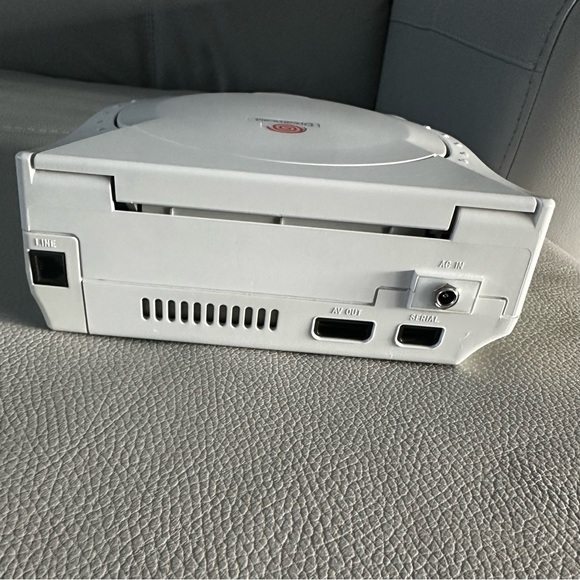 Sega Dreamcast - Picture 5 of 8